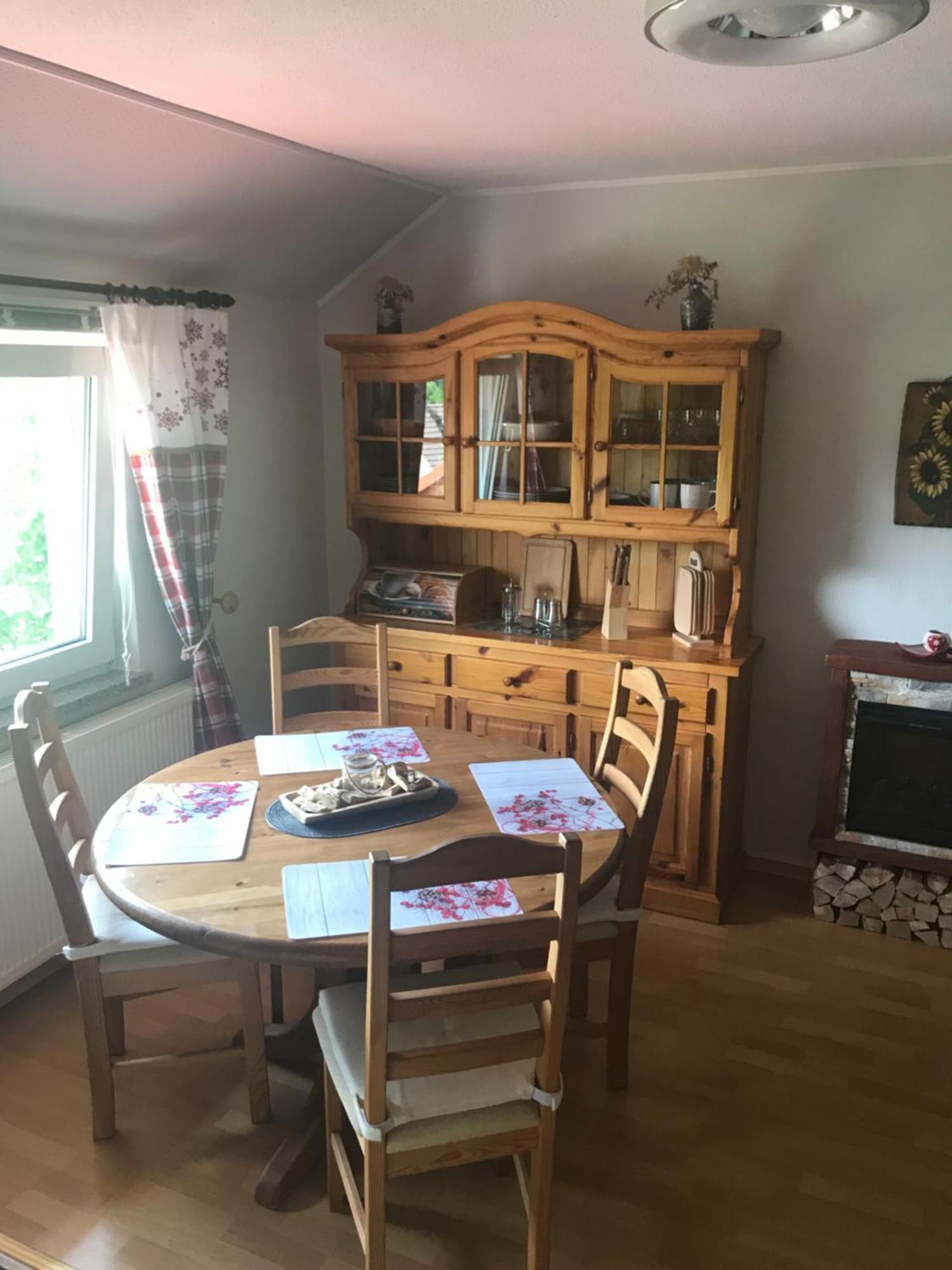 Ferienwohnung Am Hochrhoener Andenhausen Exteriör bild